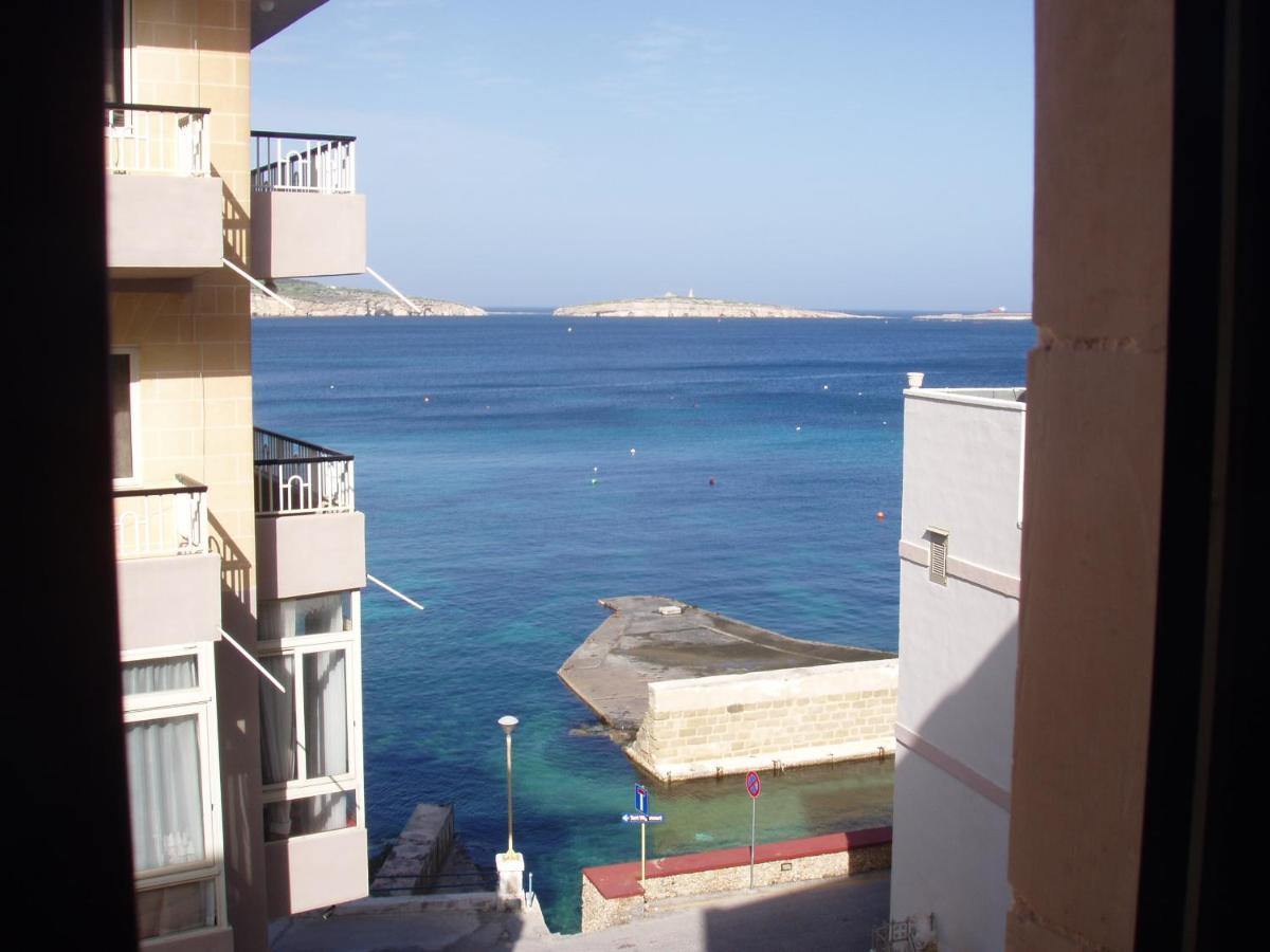 The Sea Across The Road - Flat 4 Apartment Сейнт Полс Бей Екстериор снимка